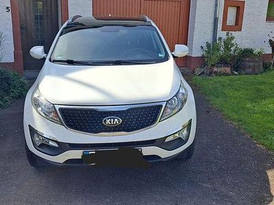 Gebraucht Kia Sportage Vision 116 PS (85 kW) 2015 Weiß SUV