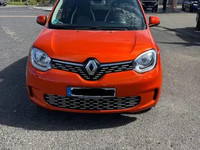 Gebraucht Renault Twingo Vibes 60 kW (82 PS) 2021 Orange Kleinwagen
