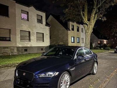 Gebraucht Jaguar XE R-Sport 179 PS (131 kW) 2016 Blau Limousine