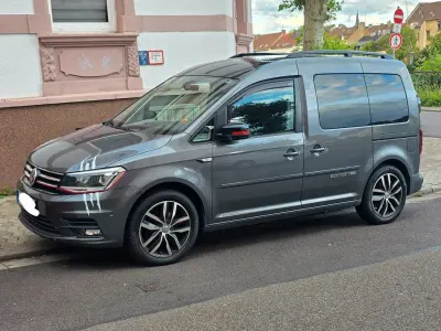 Gebraucht VW Caddy Edition 102 PS (75 kW) 2017 Grau Van / Kleinbus