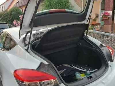 Gebraucht Renault Mégane Coupé Dynamique 110 PS (80 kW) 2011 Weiß Coupé