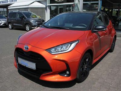 gebraucht Toyota Yaris Hybrid Yaris1.5 Style Navi LED Sitzheizung 17Zoll Alu schwarz