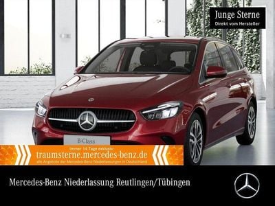 Gebraucht Mercedes B200 Advanced 163 PS (119 kW) 2025 Rot Van / Kleinbus