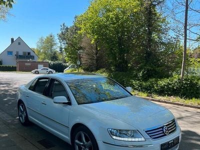VW Phaeton