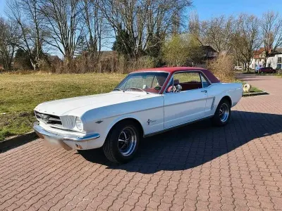 Brugt Ford V8 240 HK (176 kW) 1965 Hvid Coupe