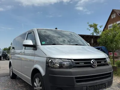 Gebraucht VW Caravelle 131 PS (96 kW) 2008 Silber Van
