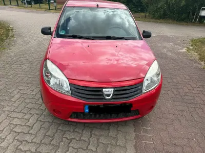 Gebraucht Dacia Sandero 75 PS (55 kW) 2009 Rot Limousine