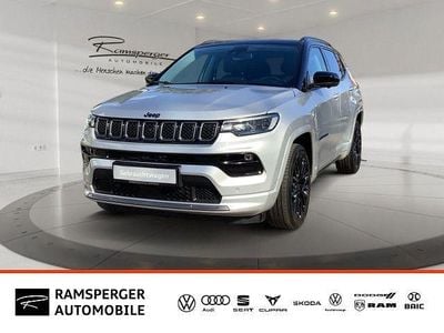 Grau (glacier metallic) Gebraucht 2022 Jeep Compass SUV | 24.990 € (Guter Preis)