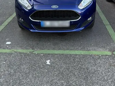 Gebraucht Ford Fiesta 80 PS (58 kW) 2017 Blau Kleinwagen