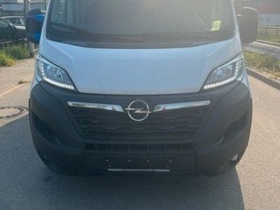Weiß Gebraucht 2022 Opel Movano Van | 15.950 € (Guter Preis)