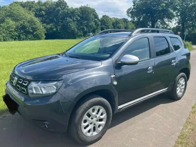 Gebraucht Dacia Duster 130 PS (95 kW) 2022 Andere farben SUV