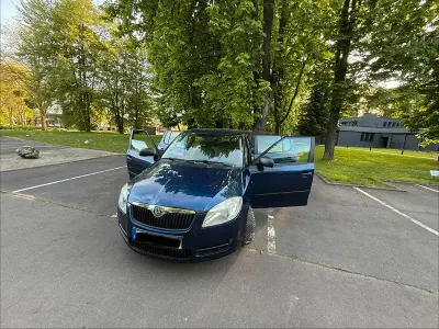 Brugt Skoda Fabia 68 HK (50 kW) 2009 Blå Hatchback