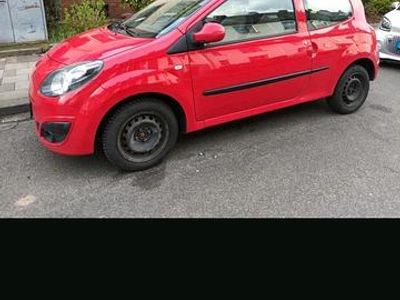 Second-hand Renault Twingo 57 CP (41 kW) 2010 Roșu Hatchback