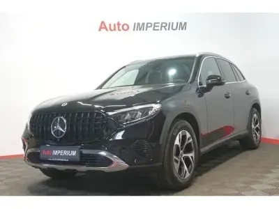 Używany Mercedes GLC220 197 KM (144 kW) 2023 Czarny SUV
