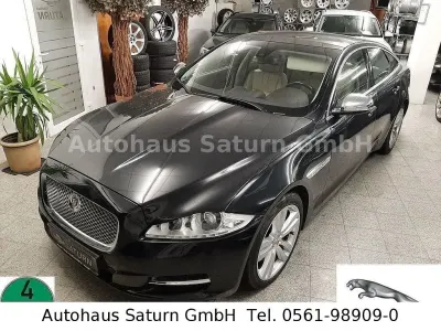 Second-hand Jaguar XJ Premium Luxury 275 CP (202 kW) 2011 Negru Berlinǎ