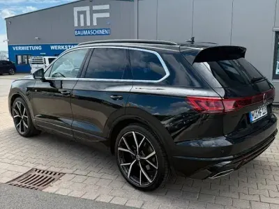 Gebraucht VW Touareg R-line 286 PS (210 kW) 2025 Schwarz SUV