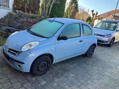 Begagnad Nissan Micra C+C 88 HK (64 kW) 2005 Blå Cab