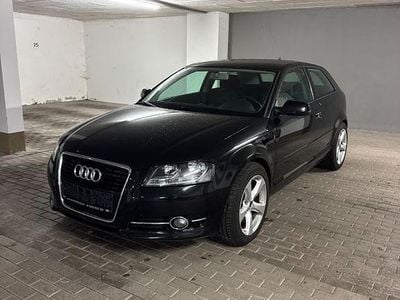 Gebraucht Audi A3 Ambition 105 PS (77 kW) 2012 Schwarz Limousine