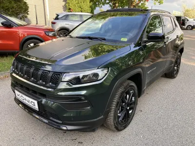 Käytetty Jeep Compass North 239 HP (175 kW) 2025 Vihreä Katumaasturi