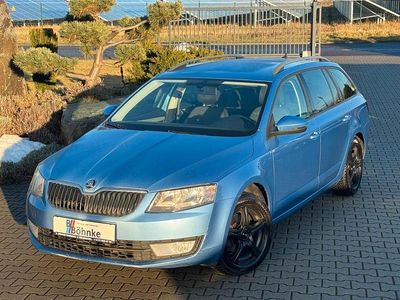 Gebraucht Skoda Octavia Ambition 150 PS (110 kW) 2016 Denimblau metallic Kleinwagen