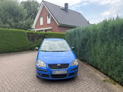 Gebraucht VW Polo 60 PS (44 kW) 2009 Blau Kleinwagen