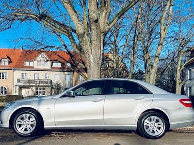 Gebraucht Mercedes E200 184 PS (135 kW) 2011 Silber Limousine