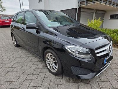 Mercedes B180