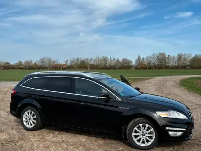 Gebraucht Ford Mondeo 200 PS (147 kW) 2011 Schwarz Kombi