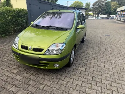 Gebraucht Renault Mégane 107 PS (78 kW) 2001 Grün Limousine