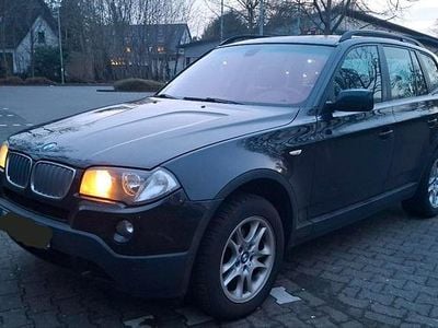 Schwarz Gebraucht 2010 BMW X3 SUV | 5.900 € (Fairer Preis)