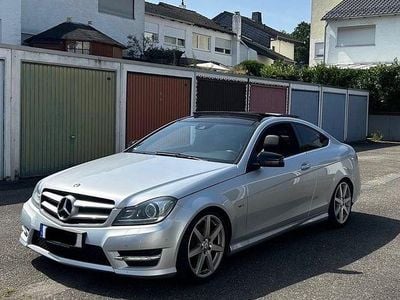 Silber Gebraucht 2012 Mercedes C220 AMG Coupé | 12.650 € (Teuer)