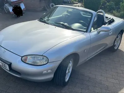 Używany Mazda MX5 110 KM (80 kW) 1999 Srebrny Kabriolet