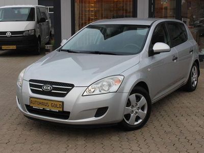 Gebraucht Kia Ceed 109 PS (80 kW) 2009 Silber Kleinwagen