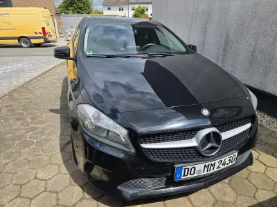 Gebraucht Mercedes A160 102 PS (75 kW) 2016 Schwarz Kleinwagen