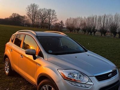Gebraucht Ford Kuga 140 PS (102 kW) 2011 Silber SUV