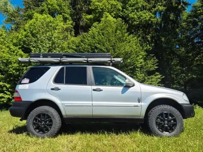 Gebraucht Mercedes ML270 163 PS (119 kW) 2003 Silber SUV