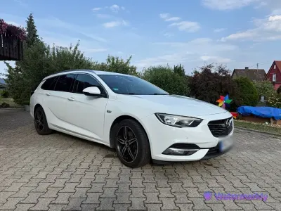 Gebraucht Opel Insignia Business 170 PS (125 kW) 2018 Weiß Limousine