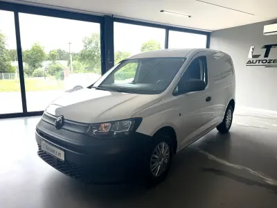 Gebraucht VW Caddy 75 PS (55 kW) 2022 Weiß Van / Kleinbus
