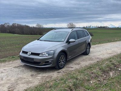 Gebraucht VW Golf VII Comfortline 110 PS (80 kW) 2017 Grau Kombi