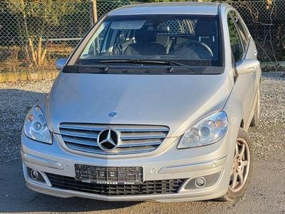 Second-hand Mercedes B180 109 CP (80 kW) 2006 Argintiu Monovolum