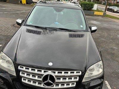 Gebraucht Mercedes ML280 190 PS (139 kW) 2009 Schwarz SUV