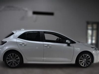 Gebraucht Toyota Corolla Hybrid Team 122 PS (89 kW) 2022 Weiß metallic