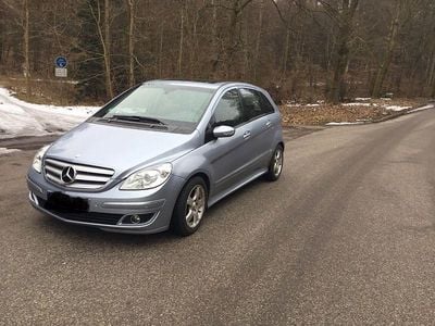 Gebraucht Mercedes B200 140 PS (102 kW) 2006 Blau Van / Kleinbus