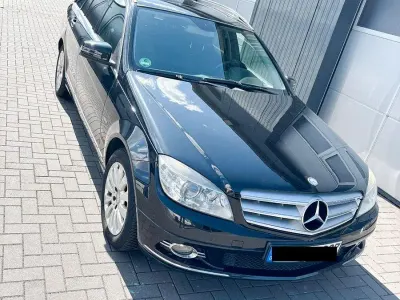 Gebraucht Mercedes C220 170 PS (125 kW) 2009 Schwarz Kombi