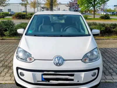 Gebraucht VW up! 60 PS (44 kW) 2015 Weiß Kleinwagen