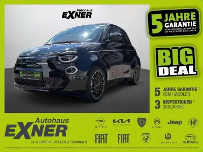 Gebraucht Fiat 500e La Prima 86 kW (118 PS) 2023 Onyx schwarz Cabrio