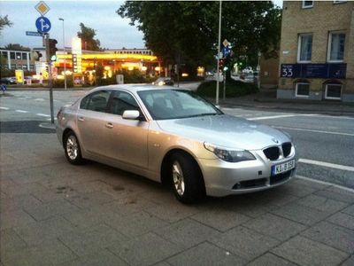 Silber metallic Gebraucht 2004 BMW 525 Limousine | 8.200 € (Teuer)