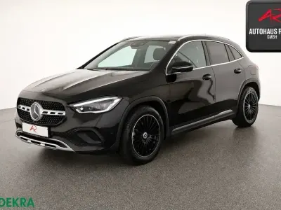 Gebraucht Mercedes GLA200 150 PS (110 kW) 2022 Schwarz SUV