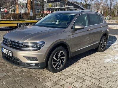 Gold Gebraucht 2019 VW Tiguan SUV | 25.900 € (Guter Preis)