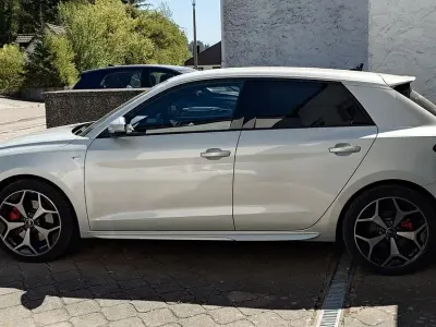 Brugt Audi A1 Sportback S-Line 116 HK (85 kW) 2024 Sølv Hatchback